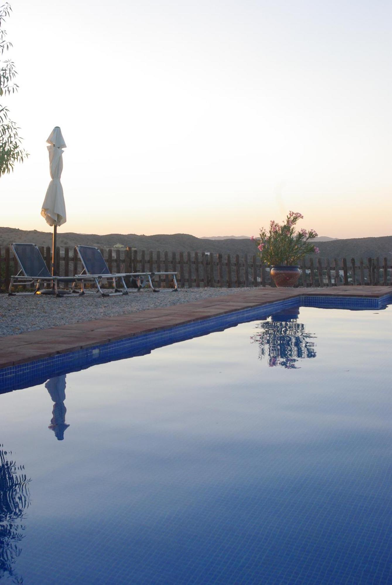 B&B Los Lujos Oria 外观 照片