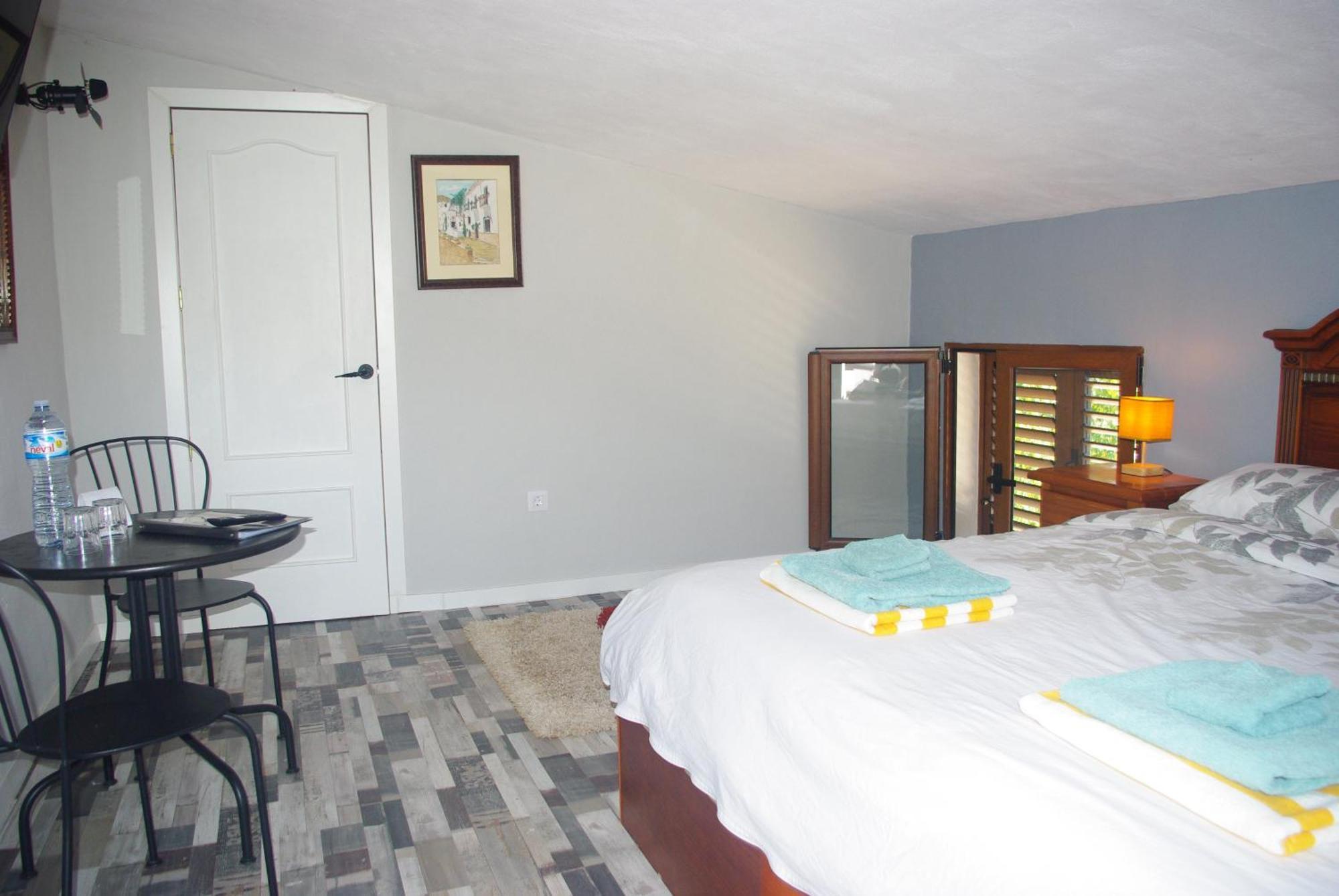 B&B Los Lujos Oria 外观 照片